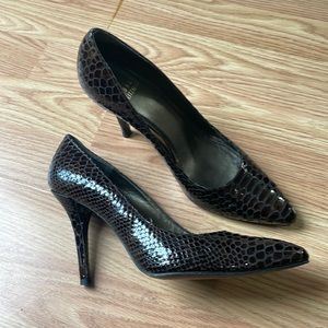 Stuart Weitzman Power Pump Brown Snakeskin